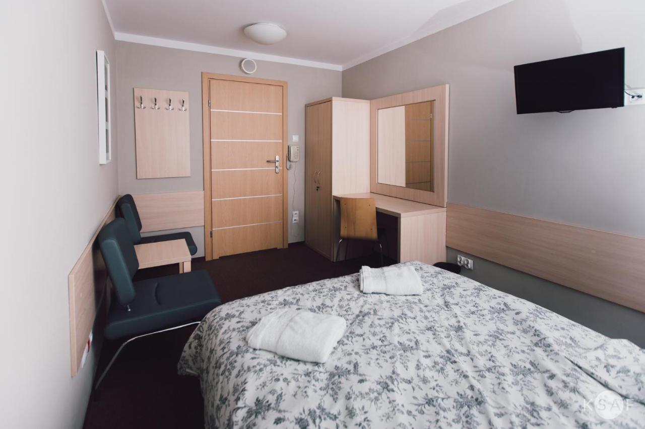 Strumyk Hostel Красков Екстериор снимка