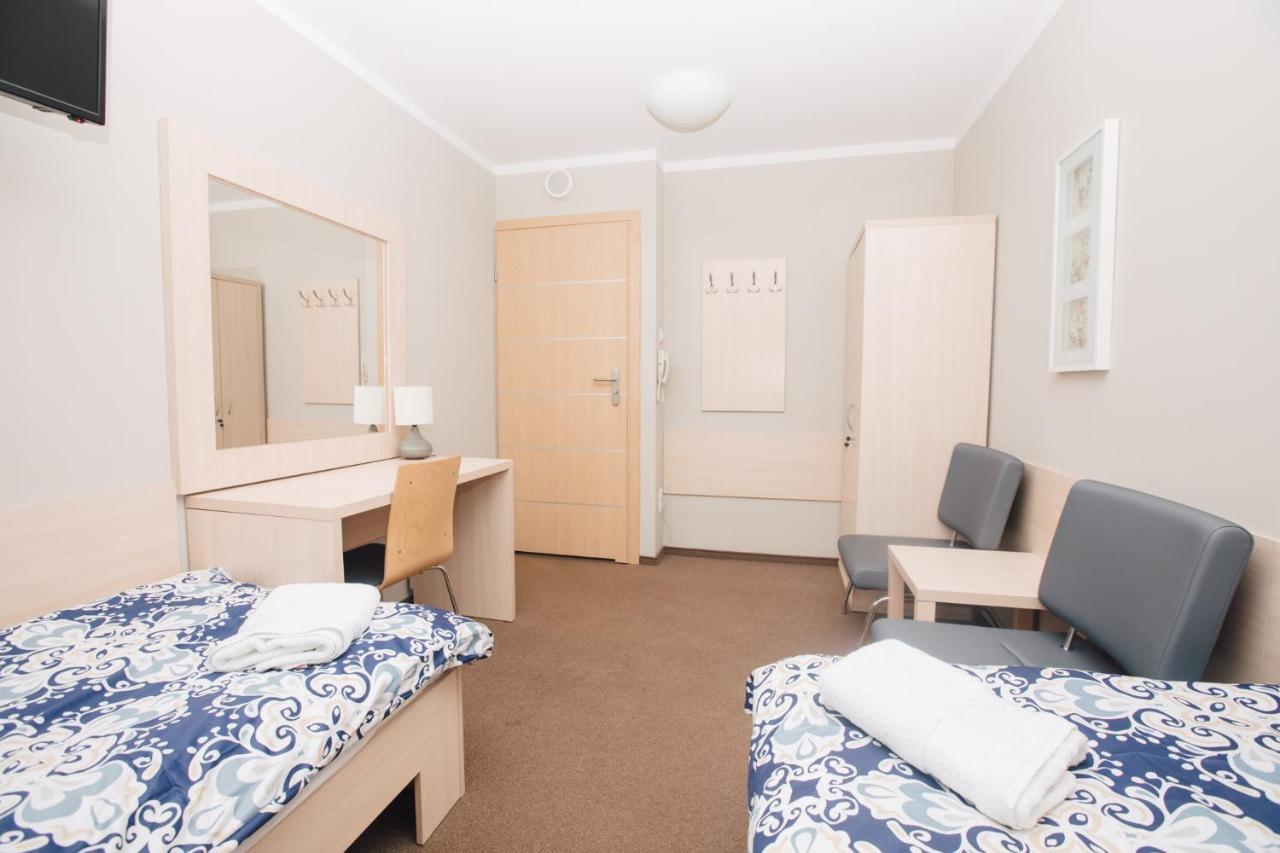 Strumyk Hostel Красков Екстериор снимка