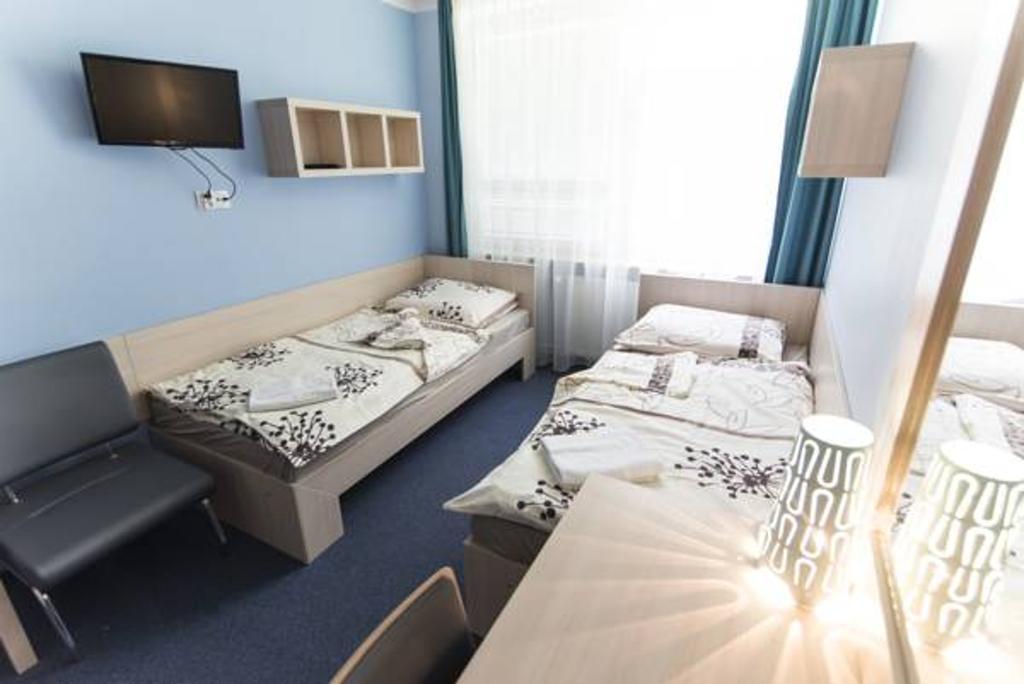 Strumyk Hostel Красков Екстериор снимка