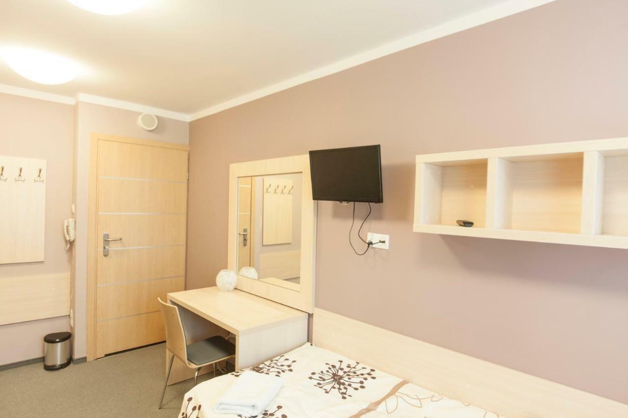 Strumyk Hostel Красков Екстериор снимка